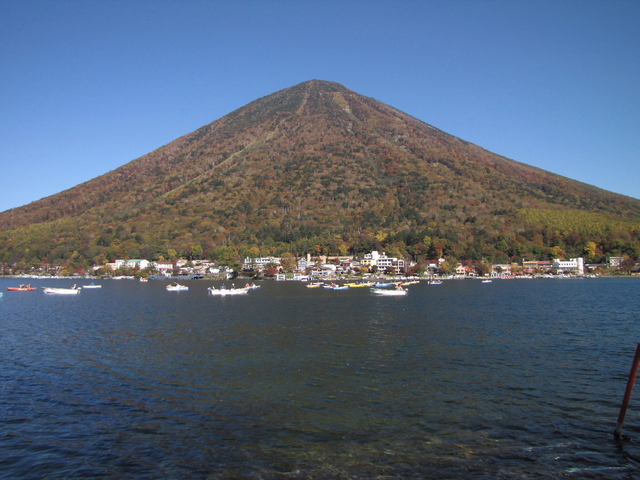 2012.10.20 D - 002 中禅寺湖畔.JPG